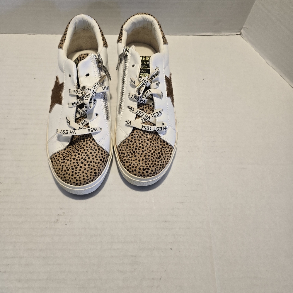 Youth sneakers